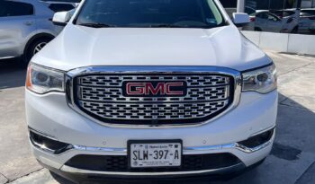 GMC Acadia Denali 2017 lleno