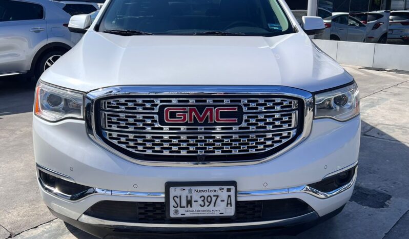 GMC Acadia Denali 2017 lleno