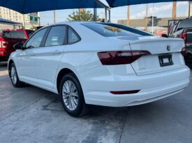 Volkswagen Jetta Comfortline Tiptronic 2021