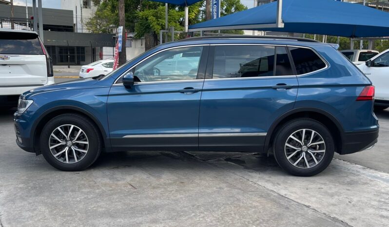 Volkswagen Tiguan Comfortline 2018 lleno