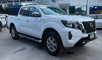 Nissan Frontier LE 2023 lleno