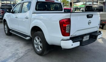 Nissan Frontier LE 2023 lleno