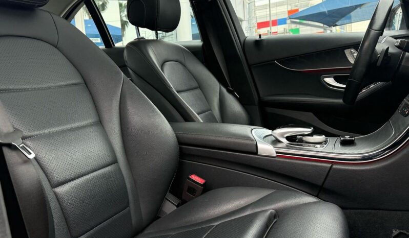 Mercedes-Benz C200 Exclusive 2019 lleno