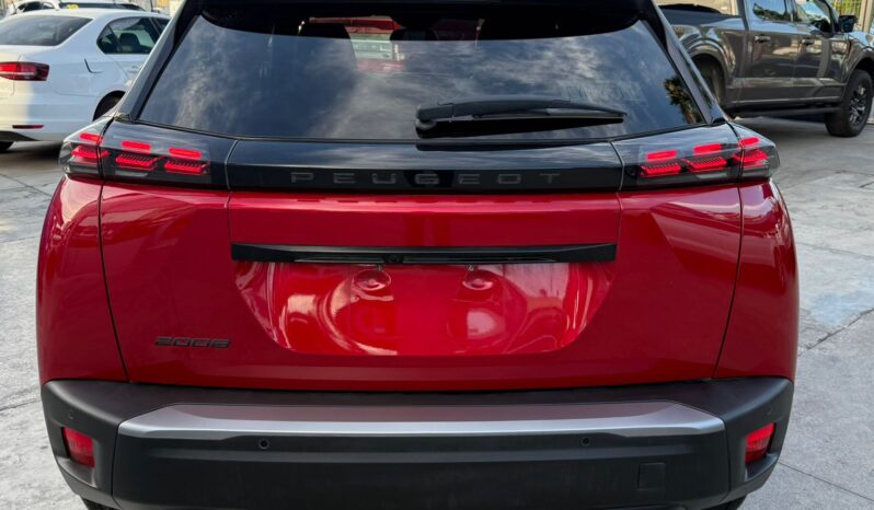 Peugeot 2008 Allure Pack PureTech 2025 lleno
