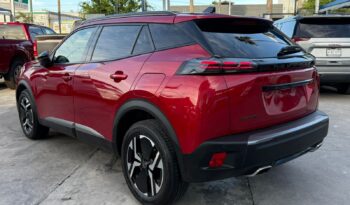 Peugeot 2008 Allure Pack PureTech 2025 lleno