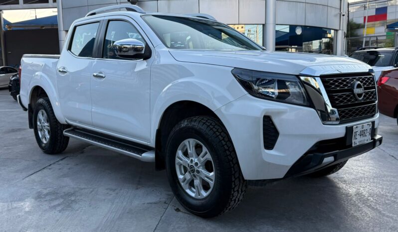 Nissan Frontier LE 2023 lleno