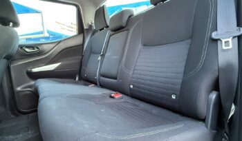 Nissan Frontier LE 2023 lleno