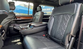 Jeep Grand Wagoneer L 2023 lleno