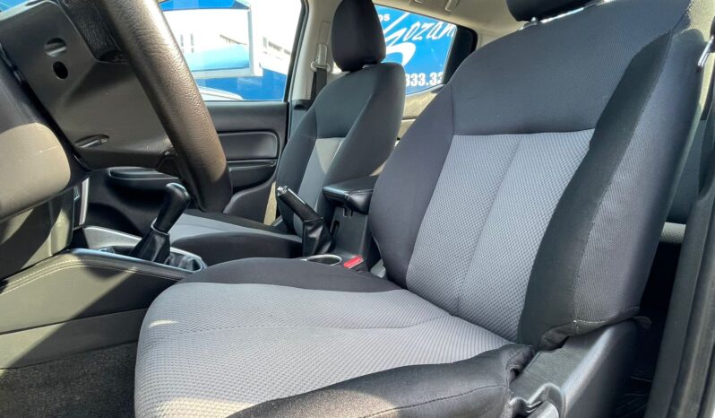 MITSUBISHI L200 GLX 2022 lleno