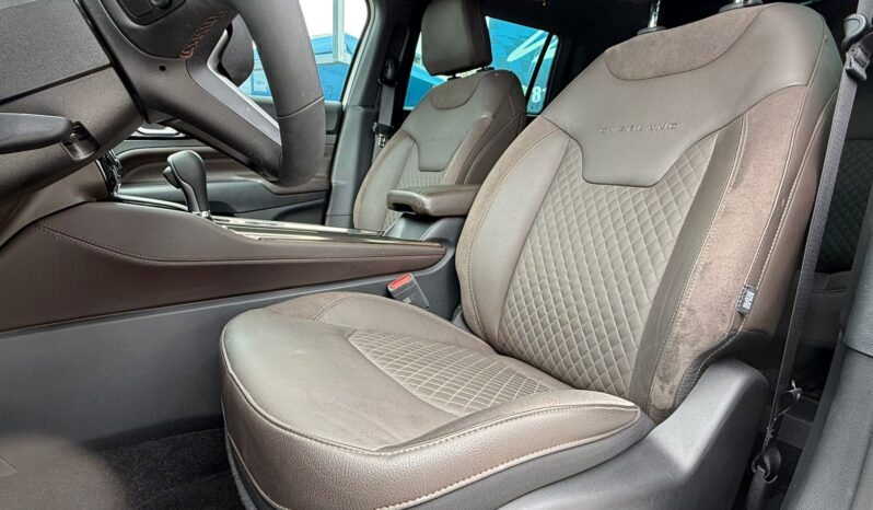 Jeep Commander Overland 2025 lleno