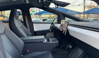 TESLA CYBERBEAST 2024 lleno