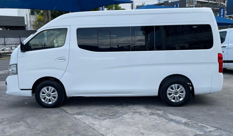 Nissan NV350 Urvan 15 Pasajeros 2021 lleno