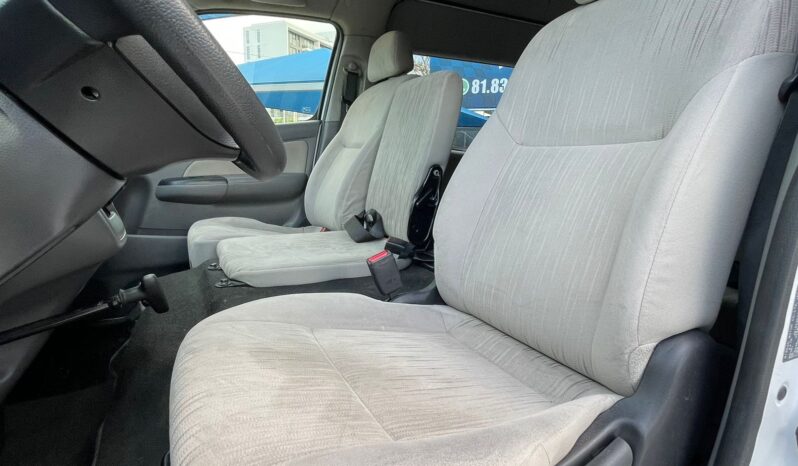 Nissan NV350 Urvan 15 Pasajeros 2021 lleno