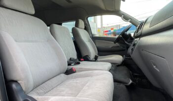 Nissan NV350 Urvan 15 Pasajeros 2021 lleno