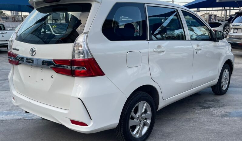 Toyota Avanza  PREMIUM lleno
