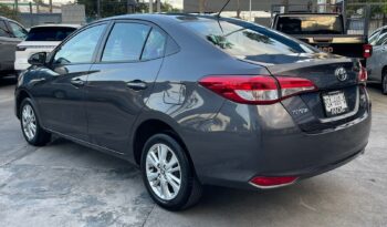 Toyota Yaris Core 2018 lleno