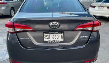 Toyota Yaris Core 2018 lleno