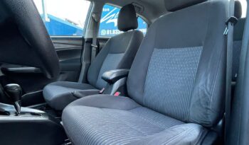 Toyota Yaris Core 2018 lleno