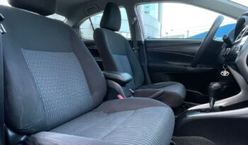 Toyota Yaris Core 2018 lleno