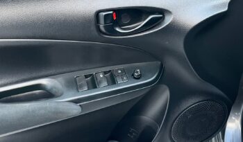 Toyota Yaris Core 2018 lleno
