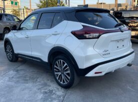 Nissan Kicks Platinum Bitono 2024