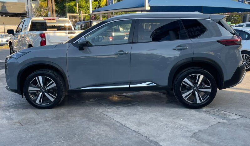 Nissan X-Trail Platinum 2024 lleno
