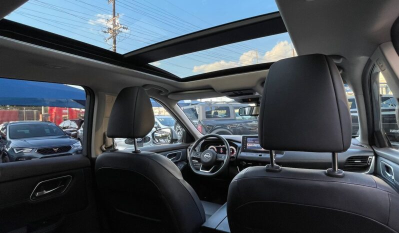 Nissan X-Trail Platinum 2024 lleno