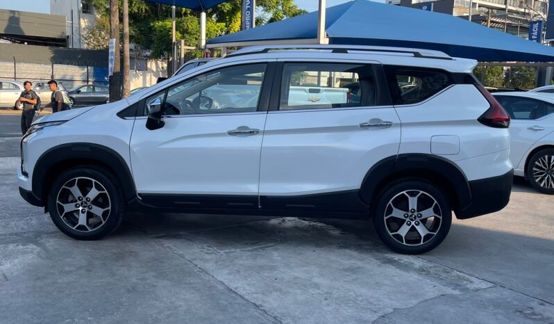 Mitsubishi Xpander Cross 2023 lleno