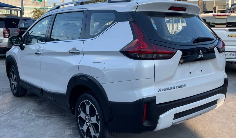 Mitsubishi Xpander Cross 2023 lleno