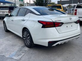 Nissan Altima Advance 2023