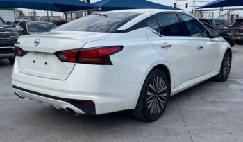 Nissan Altima Advance 2023 lleno