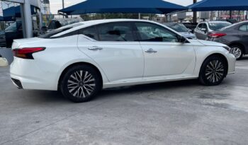 Nissan Altima Advance 2023 lleno
