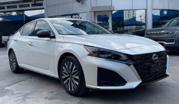 Nissan Altima Advance 2023 lleno