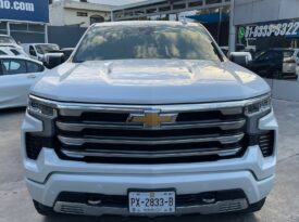 Chevrolet Cheyenne High Country 2024