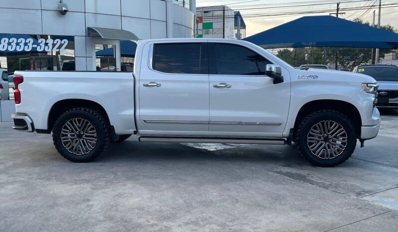 Chevrolet Cheyenne High Country 2024 lleno