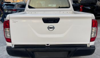 NISSAN NP300 2020 lleno