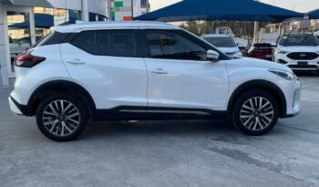 NISSAN KICKS PLATINUM 2022 lleno