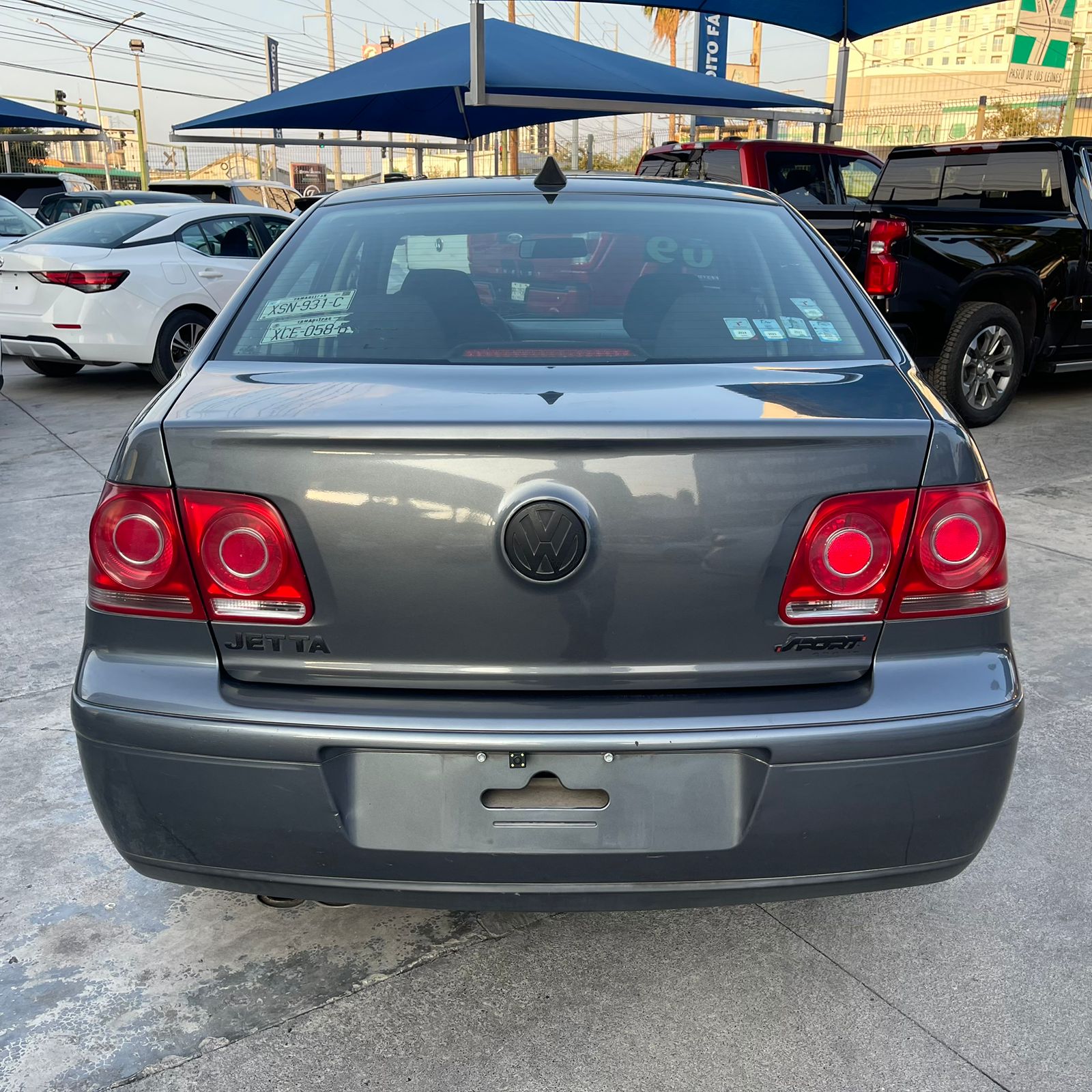 VOLKSWAGEN JETTA TRENDLINE 2009