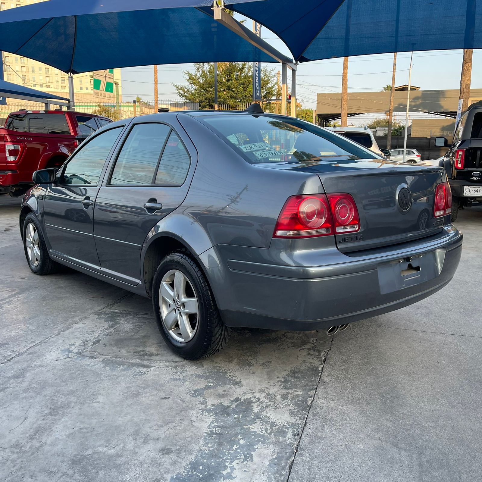VOLKSWAGEN JETTA TRENDLINE 2009