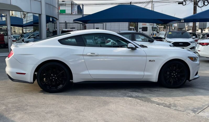 Ford Mustang GT Fastback 2015 lleno