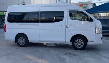 Nissan NV350 Urvan 12 Pasajeros 2018 lleno