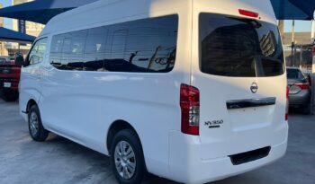 Nissan NV350 Urvan 12 Pasajeros 2018 lleno