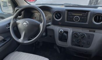 Nissan NV350 Urvan 12 Pasajeros 2018 lleno