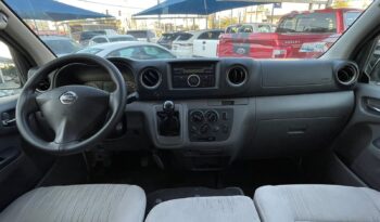 Nissan NV350 Urvan 12 Pasajeros 2018 lleno