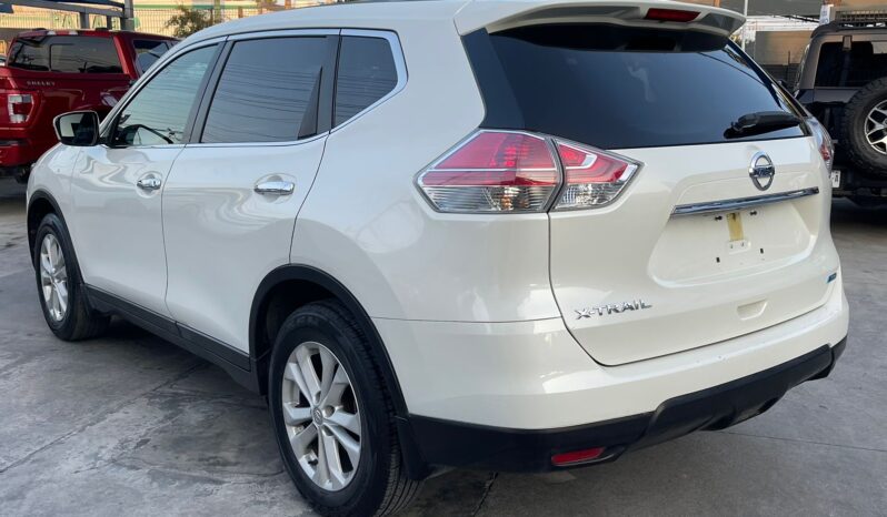 Nissan X-Trail Sense 3 Row 2016 lleno