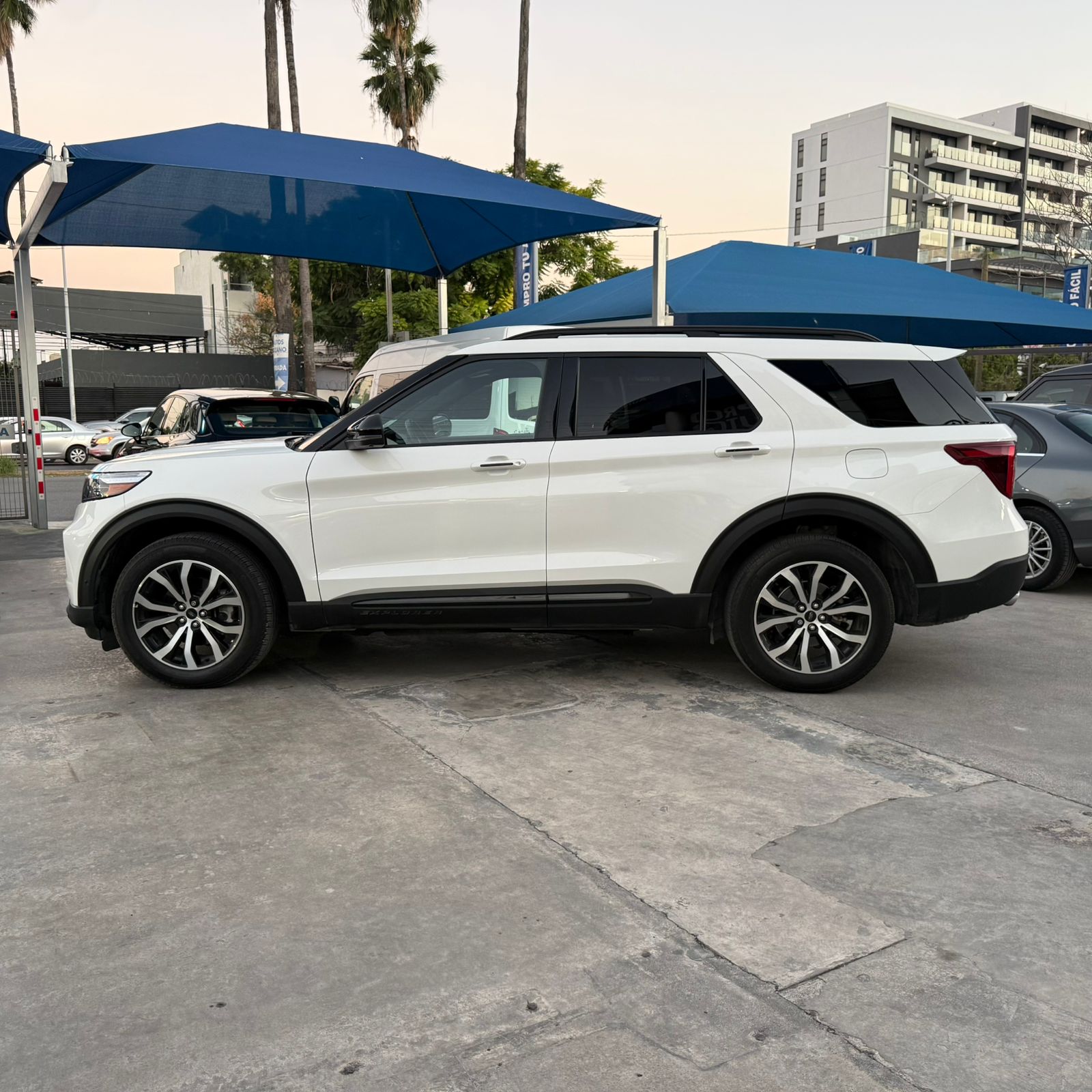 FORD EXPLORER ST 2022