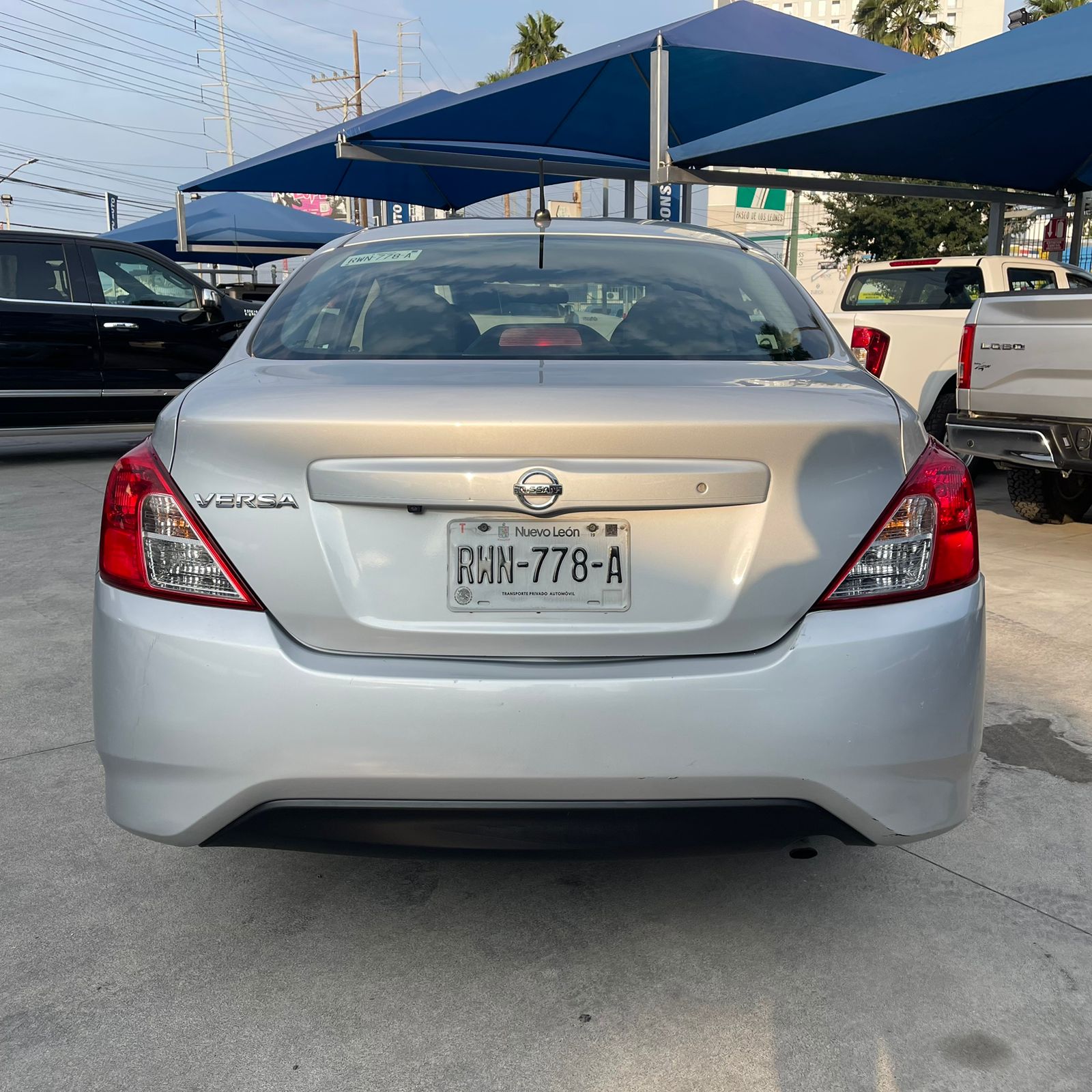 Nissan Versa Advance 2019