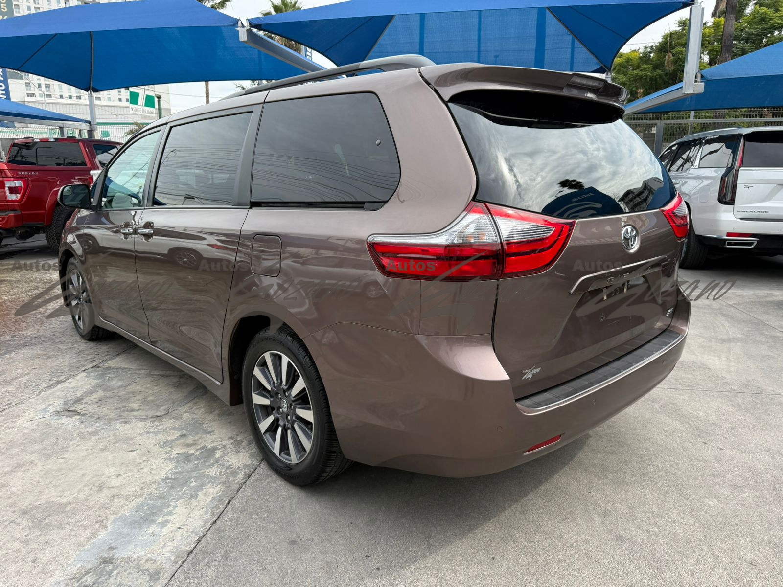 Toyota Sienna XLE 2020
