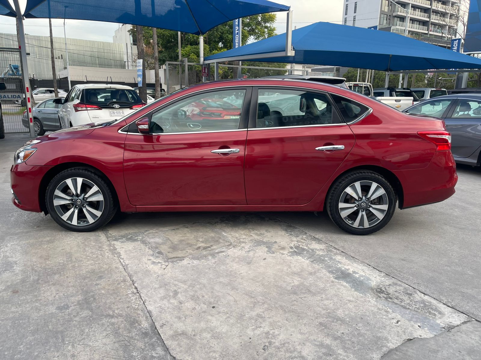 Nissan Sentra Exclusive 2019