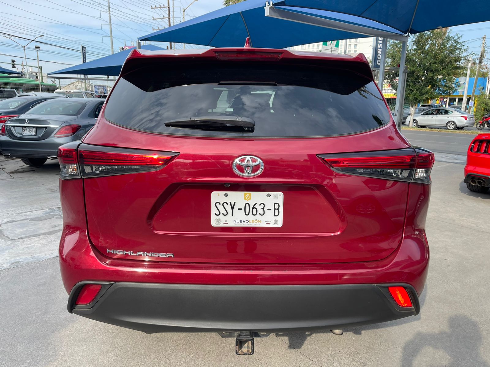 TOYOTA HIGHLANDER LE 2020